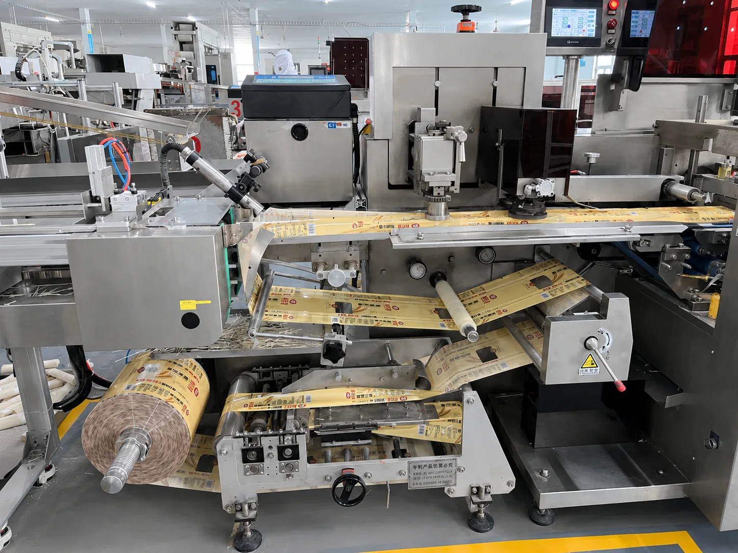 Automated noodle packing machine